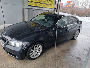 BMW e90 330xd 2007 г. (7 фото из 13)