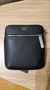 Emporio Armani kott (5 foto / 5)