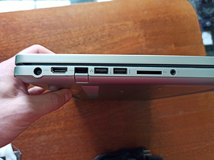 Dell Inspiron 17 7746, FHD Touch LCD, i5-5200u,16GB, 240GB (6 foto / 10)