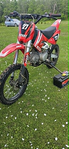Кроссовый мотоцикл 140cc Nitro (1 фото из 6)
