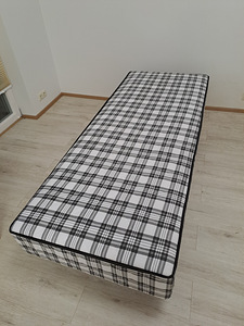 Новая КРОВАТЬ (2 фото из 2)
