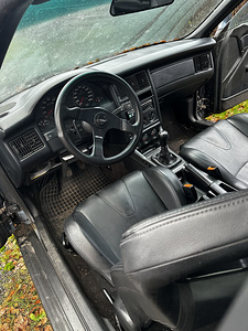 Audi Coupe (4 фото из 5)