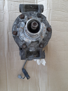 BMW Denso kliimaseadme kompressor (4 foto / 7)