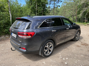 Kia Sorento 2.2 147kw 2016 (4 foto / 10)