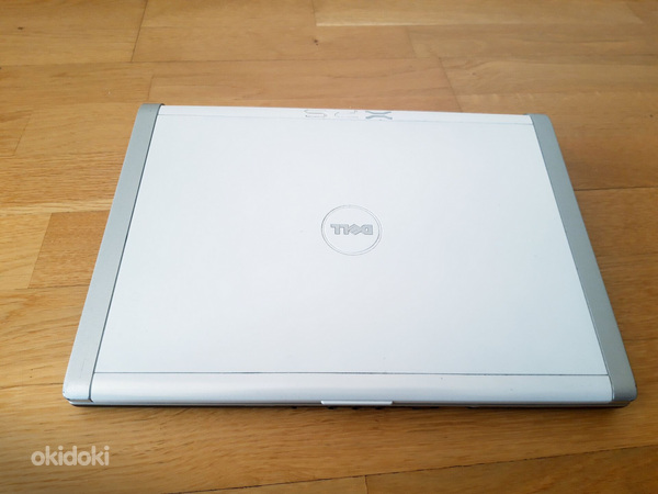 Стильный ноутбук Dell XPS M1330 (фото #3)