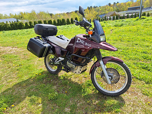 Suzuki DR800 (1 фото из 7)