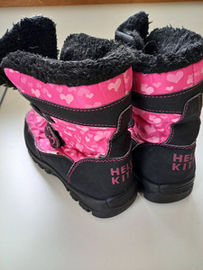 Зимние сапоги HelloKitty, s. 30 (2 фото из 2)