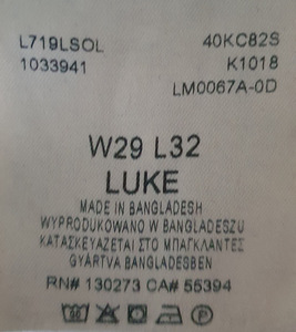 Teksad LEE 29/32 vähe kantud (2 foto / 3)