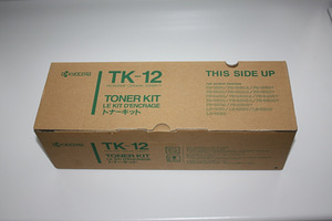 Kyocera тонер ТК-12