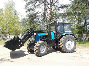 Фронтальный погрузчик ПТМ-1221 на МТЗ 1221.2 и 1221В.2