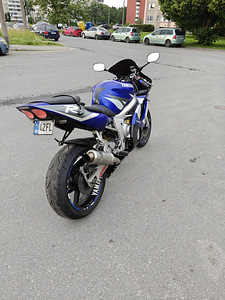 Yamaha r6 2001 (3 foto / 4)