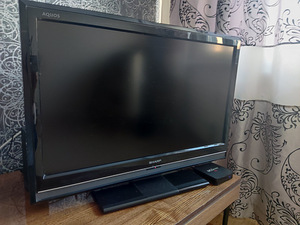 Телевизор Sharp lc 32dh65e + мультимедийный плеер