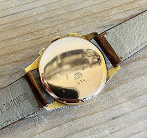 Chronographe Suisse - 18K Gold (5 foto / 9)