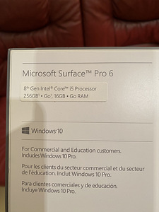Microsoft Surface Pro 6, 16GB RAM, 256GB SSD (5 foto / 6)