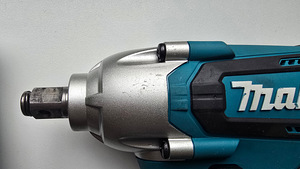 Ударный гайковерт Makita DTW190Z 18V (без аккумулятора и зарядного устройства) (2 фото из 2)