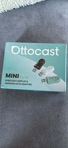 Ottocast Mini 2.0 Flow juhtmevaba CarPlay / Android (1 foto / 3)