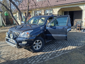 Toyota Land Cruiser 120 (4 foto / 6)