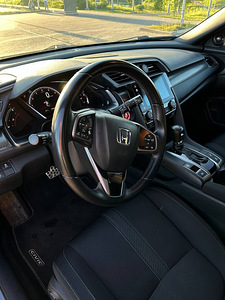 Honda Civic Sport Plus 1.5 134kw (9 foto / 15)