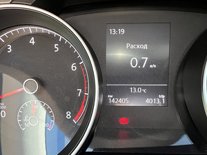 Volkswagen Golf 1.4 TSI BlueMotion Technology 90kW (12 foto / 15)