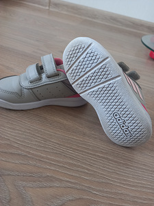 Tossud ADIDAS s.24 (2 foto / 5)