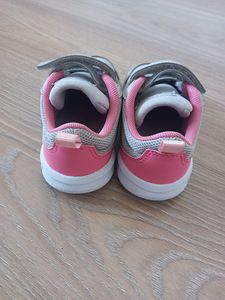 Tossud ADIDAS s.24 (3 foto / 5)