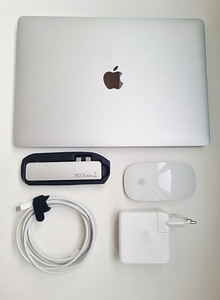 Apple MacBook Pro 13' 2017 (8 фото из 8)