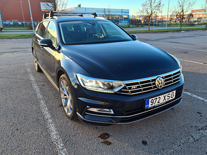 Volkswagen Passat R-line 4-Motion 2.0 140kW (2 foto / 14)