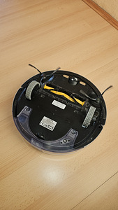 Робот-пылесос Ecovacs deebot series 900 (5 фото из 6)
