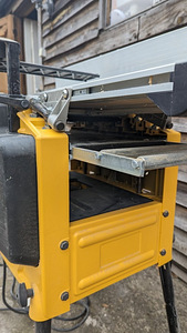 DeWalt höövelpaksusehöövel (3 foto / 7)
