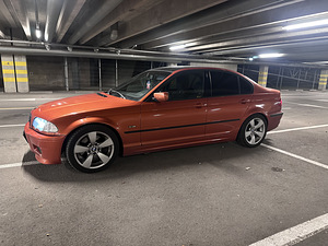 BMW 318i V8 manuaal (7 foto / 10)