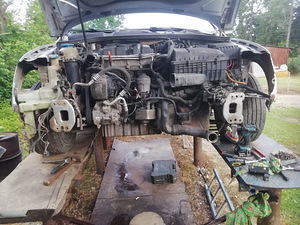 Volkswagen passat b6 2.0 103kw varuosadeks (6 foto / 10)