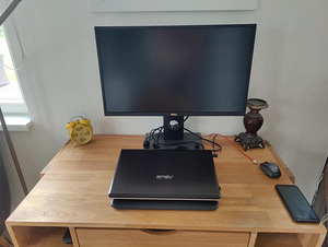 Monitor Dell 27" P2717H, FHD (1 foto / 2)