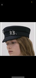 Руслан багинский шляпа