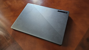Asus ROG 14, Ryzen7 16GB 1000GB RX6700S (6 foto / 7)