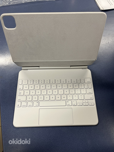 Клавиатура Apple Magic Keyboard для iPad Pro 11 (2nd Gen) (фото #1)