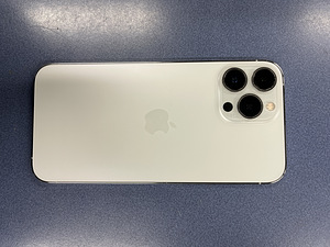 Apple iPhone 13 Pro Max 256GB Silver (1 foto / 2)