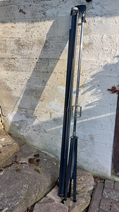 Kaasaskantav projektoriekraan (2 foto / 2)