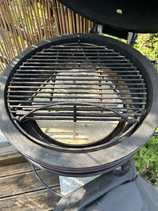 Керамический гриль Kamado Joe Junior (6 фото из 6)