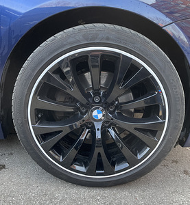 BMW 245/40R19 275/35R19 (2 фото из 9)