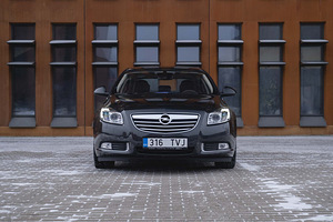 2012 Opel Insignia Elegance / Active Limousine NB (2 foto / 12)