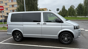 Volkswagen Transporter 8+1 2.0 75kW (4 foto / 15)