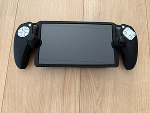 Playstation 5 Digital + 1 TB SSD m.2 + Playstation Portal (9 foto / 9)