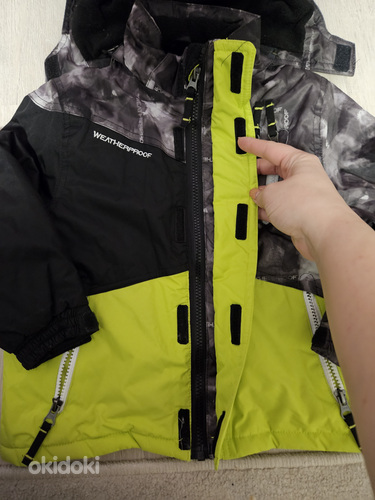 Теплая куртка Waterproof 4T 98-104 как новая (фото #4)