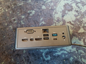 Dell док-станция K16A (1 фото из 3)