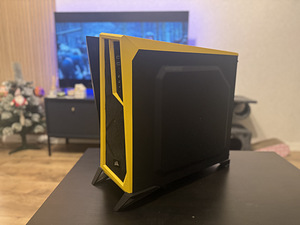 Mänguarvuti ja monitor (1 foto / 3)