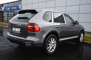Porsche Cayenne 3.0TDi 176kw (4 foto / 10)