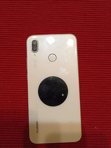 Huawei P20 Lite (2 фото из 4)