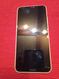 Huawei P20 Lite (4 фото из 4)