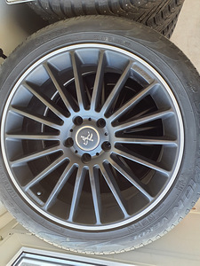 Keskin valuveljed BMW 19" 5 x 120 + 255/45R19 suverehvid (1 foto / 2)