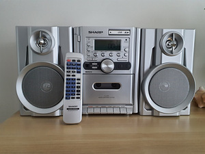 Muusikakeskus Sharp XL-UH3 USB CD raadio